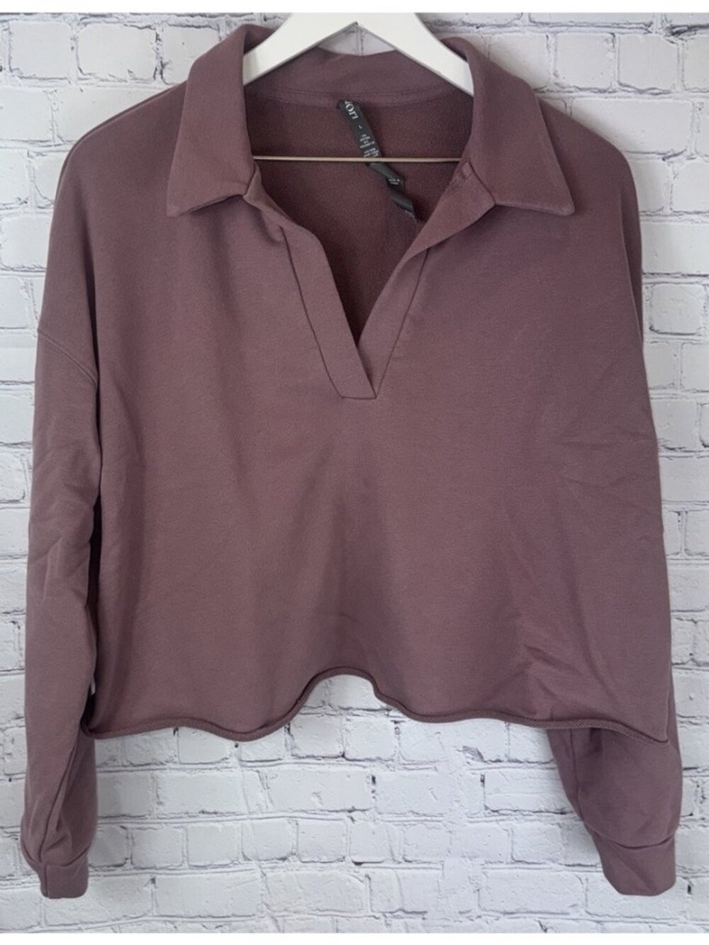 VUORI Women's Size Large Mauve Cropped Sedona Polo Pullover Sweatshirt VW290